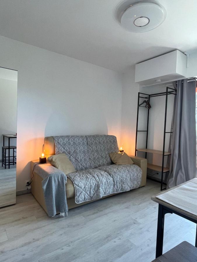 Charmant Studio Avec Terrasse Et Parking A Vence Dış mekan fotoğraf